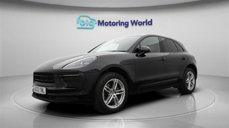 Porsche Macan S Porsche Macan 2.0T SUV 5dr Petrol PDK 4WD Euro 6 (s/s) (265 ps) — миниатюра 4