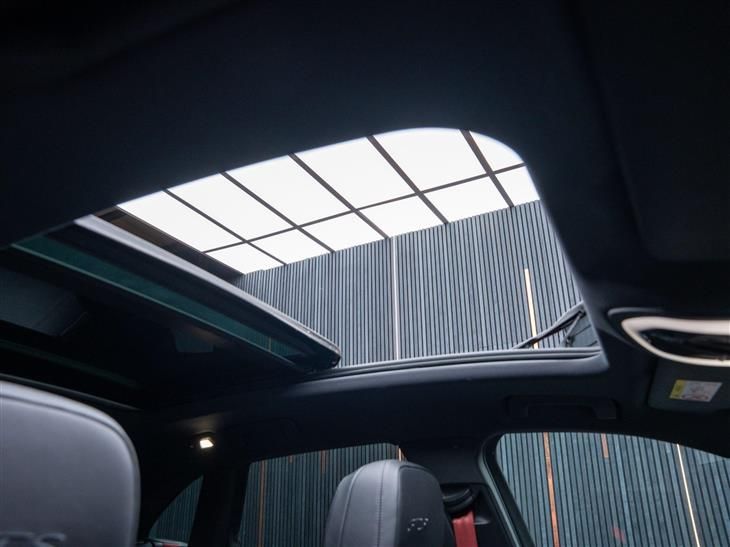 Porsche Macan GTS Porsche Macan 2.9T V6 GTS PDK 4WD Euro 6 (s/s) 5dr — миниатюра 4