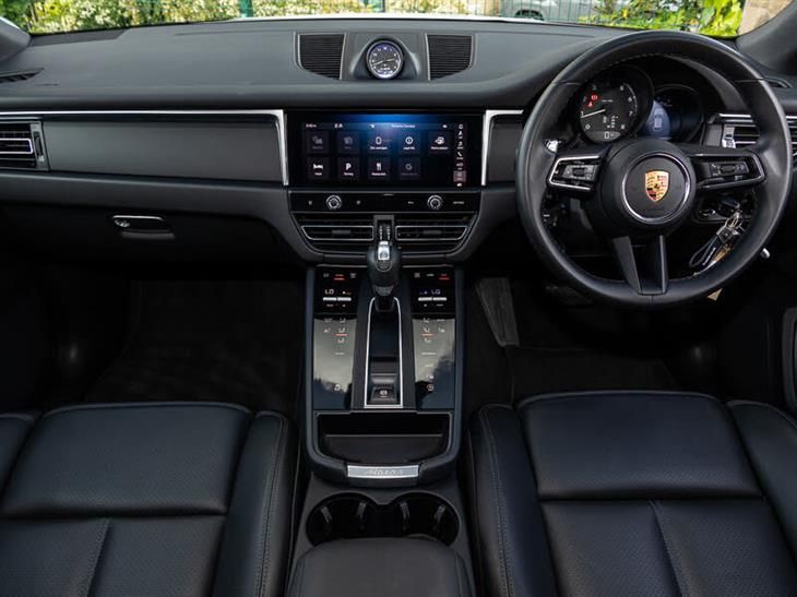 Porsche Macan Porsche Macan 5dr PDK — миниатюра 3