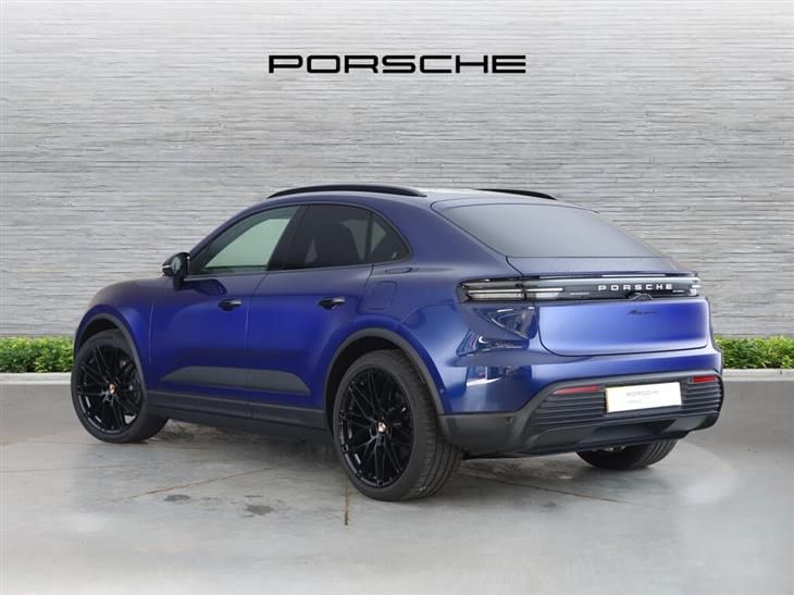 Porsche Macan Porsche Macan Leather Interior in Black — миниатюра 2