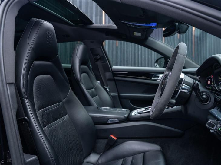Porsche Panamera Porsche Panamera 2.9 V6 E-Hybrid 14kWh 4 10 Years Edition Sport Turismo PDK 4WD Euro 6 (s/s) 5dr — миниатюра 2