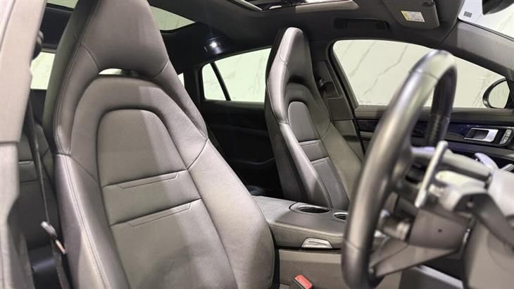 Porsche Panamera Porsche Panamera 2.9 V6 Saloon 5dr Petrol PDK Euro 6 (s/s) (330 ps) — миниатюра 3