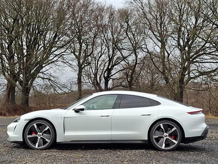 Porsche Taycan Porsche Taycan 420kW 4S 93kWh 4dr Auto — миниатюра 4