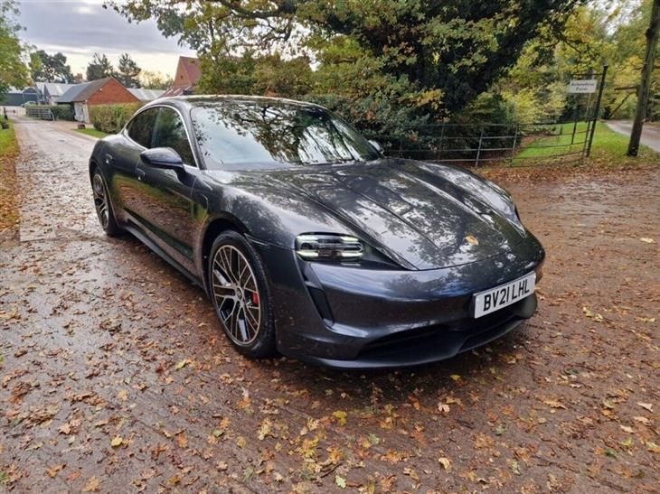 Porsche Taycan Porsche Taycan Performance 79.2kWh 4S Saloon 4dr Electric Auto 4WD (530 ps) — миниатюра 2