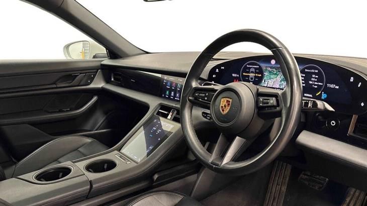 Porsche Taycan Porsche Taycan Performance 79.2kWh Saloon 4dr Electric Auto RWD (11kW Charger) (408 ps) — миниатюра 3