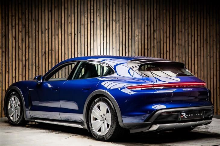 Porsche Taycan Porsche Taycan Performance Plus 93.4kWh 4 Cross Turismo Auto 4WD 5dr (11kW Charger) — миниатюра 3