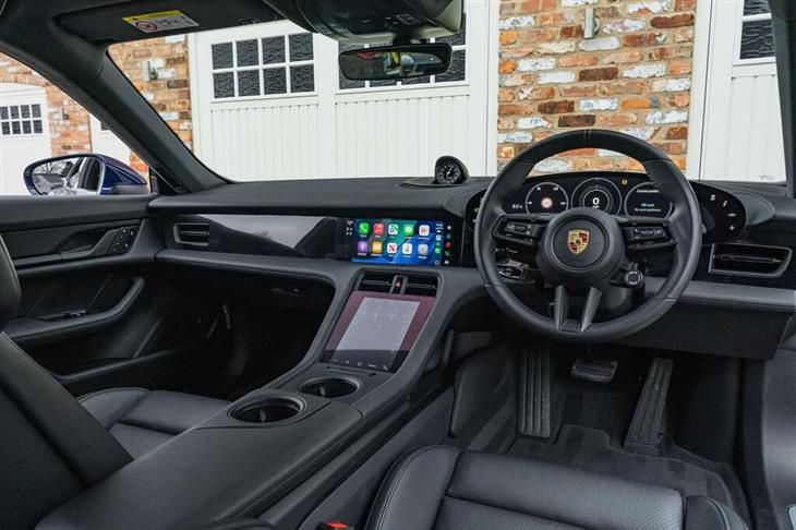 Porsche Taycan Porsche Taycan Performance Plus 93.4kWh 4S Cross Turismo Auto 4WD 5dr (11kW Charger) — миниатюра 3