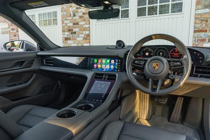 Porsche Taycan Porsche Taycan Performance Plus 93.4kWh 4S Cross Turismo Auto 4WD 5dr — миниатюра 3