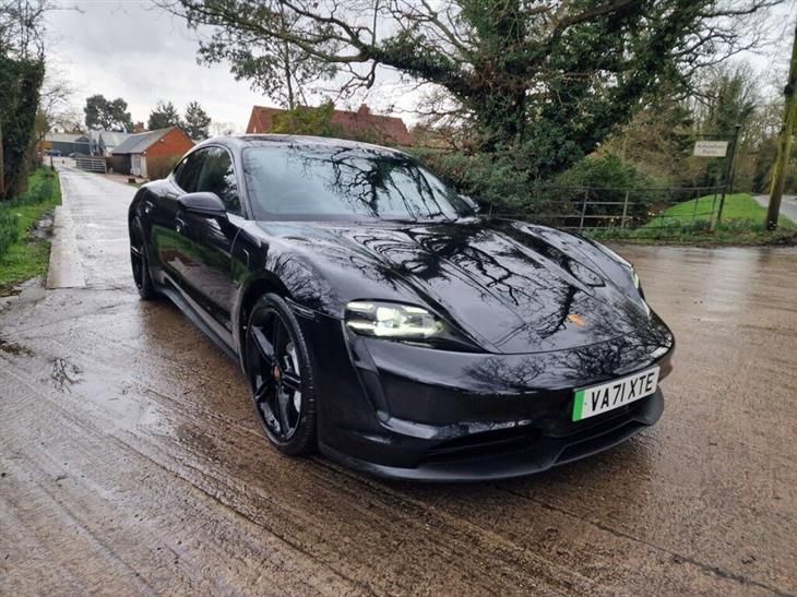 Porsche Taycan Porsche Taycan Performance Plus 93.4kWh 4S Saloon 4dr Electric Auto 4WD (11kW Charger) (571 ps) — миниатюра 2