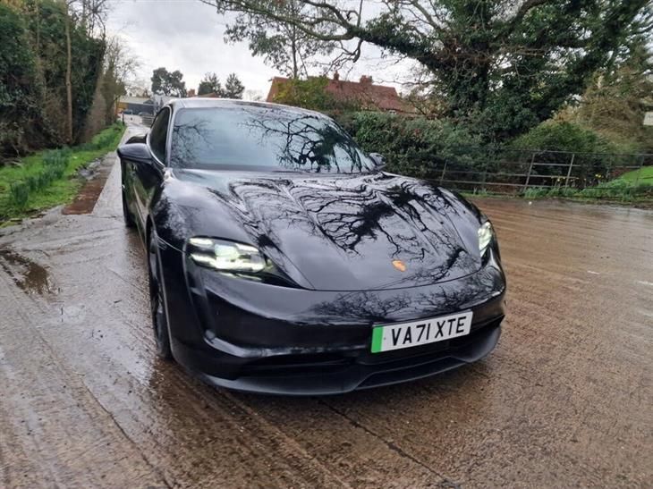 Porsche Taycan Porsche Taycan Performance Plus 93.4kWh 4S Saloon 4dr Electric Auto 4WD (11kW Charger) (571 ps) — миниатюра 4