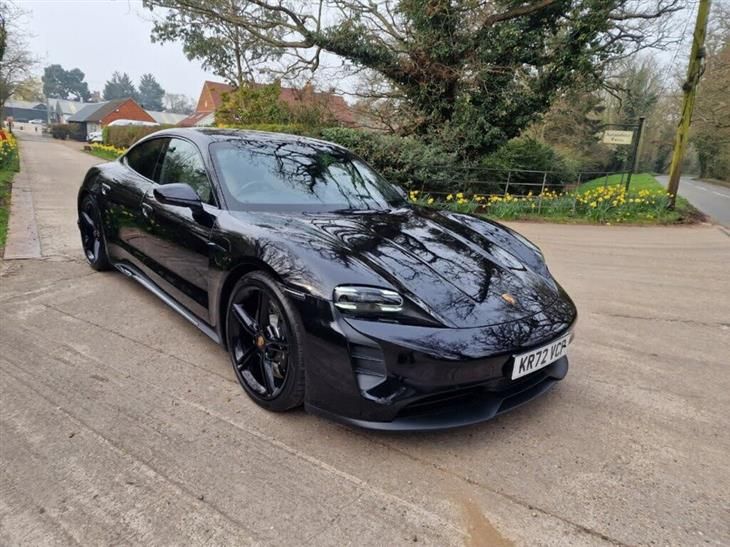 Porsche Taycan Porsche Taycan Performance Plus 93.4kWh 4S Saloon 4dr Electric Auto 4WD (11kW Charger) (571 ps) — миниатюра 2