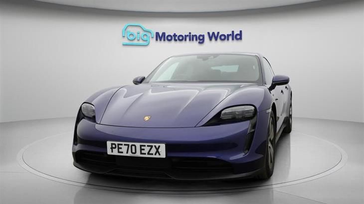 Porsche Taycan Porsche Taycan Performance Plus 93.4kWh 4S Saloon 4dr Electric Auto 4WD (571 ps) — миниатюра 3