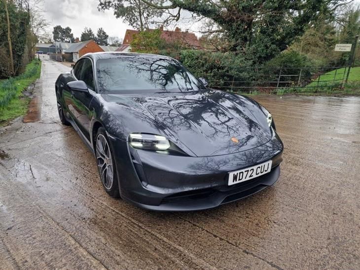 Porsche Taycan Porsche Taycan Performance Plus 93.4kWh Saloon 4dr Electric Auto RWD (11kW Charger) (476 ps) — миниатюра 4