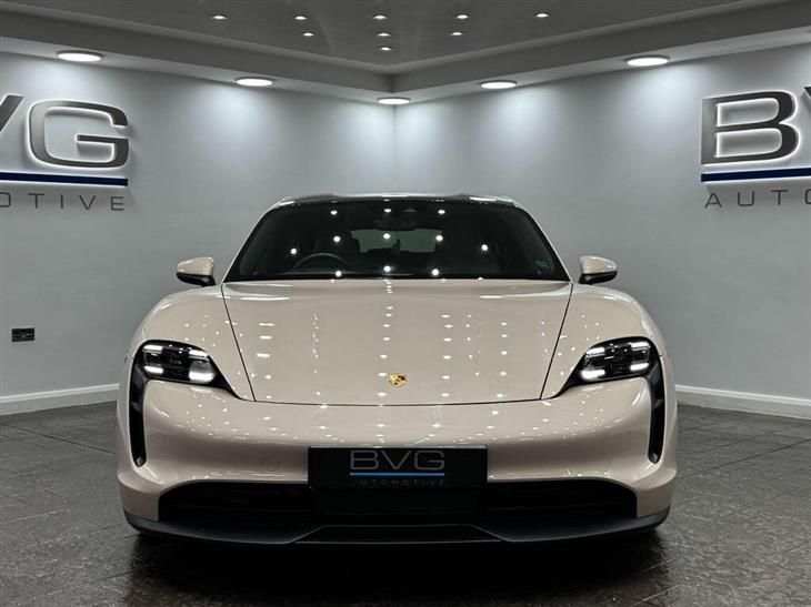 Porsche Taycan Porsche Taycan Performance Plus 93.4kWh Sport Turismo Auto RWD 5dr (11kW Charger) — миниатюра 4