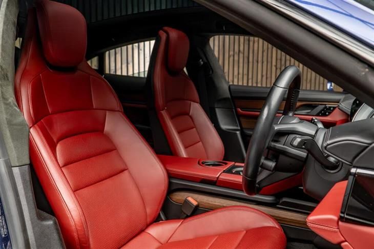 Porsche Taycan Porsche Taycan Performance Plus 93.4kWh Turbo Auto 4WD 4dr — миниатюра 2