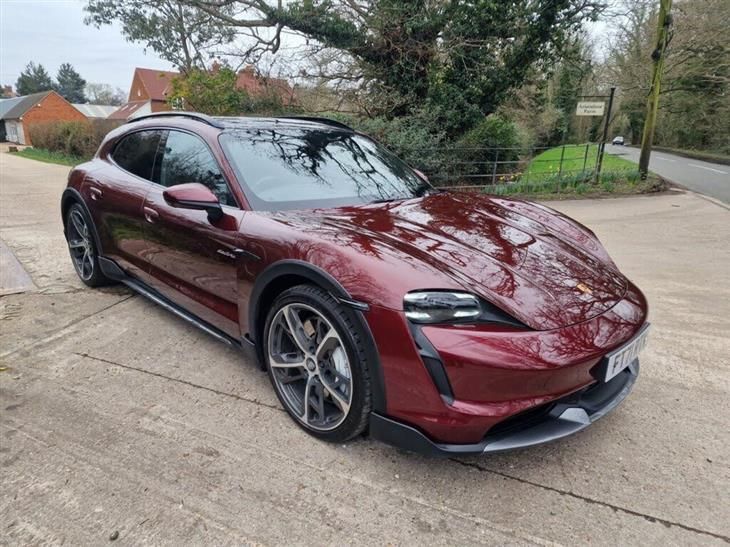 Porsche Taycan Porsche Taycan Performance Plus 93.4kWh Turbo Cross Turismo 5dr Electric Auto 4WD (11kW Charger) (680 ps) — фото 1