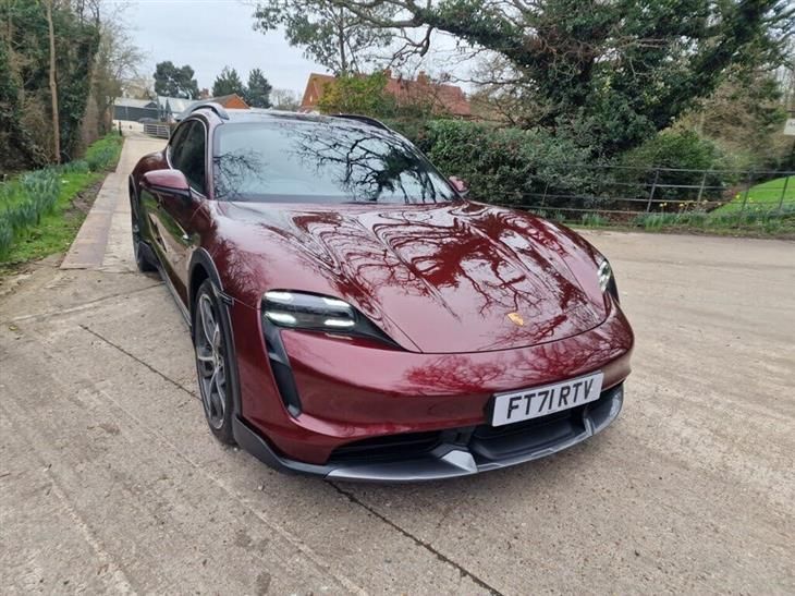 Porsche Taycan Porsche Taycan Performance Plus 93.4kWh Turbo Cross Turismo 5dr Electric Auto 4WD (11kW Charger) (680 ps) — миниатюра 4