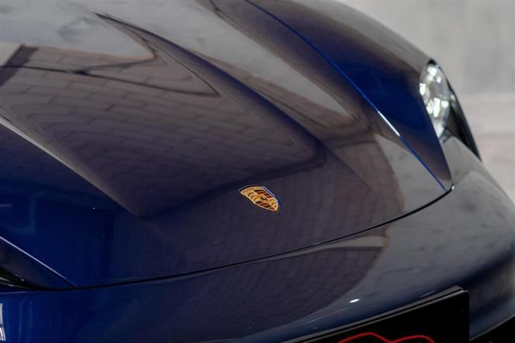 Porsche Taycan Porsche Taycan Performance Plus 93.4kWh Turbo Cross Turismo Auto 4WD 5dr (11kW Charger) — миниатюра 2