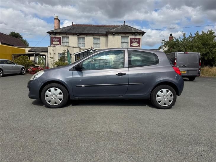 Cheap Renault Clio 1.2 16V Expression 3dr for sale in Bromyard, Herefordshire