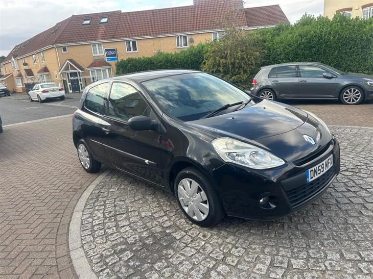 Cheap Renault Clio 1.2 16v Extreme 3dr for sale in Sandy, Bedfordshire