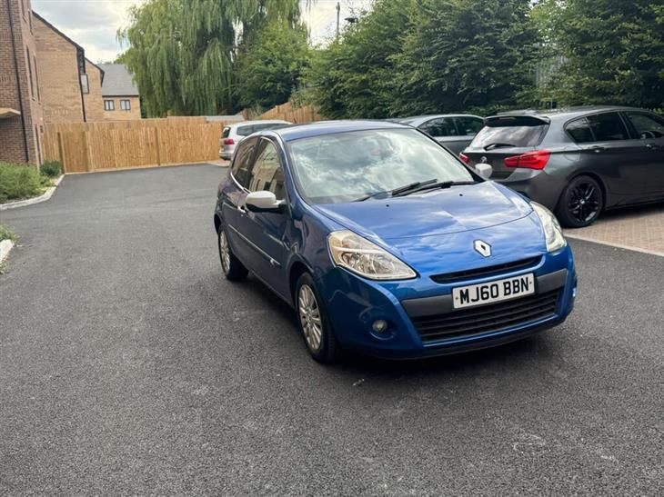Cheap Renault Clio 1.2 I-Music Euro 5 3dr for sale in Sandy, Bedfordshire