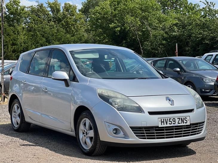 Cheap Renault Grand Scenic 1.6 VVT Dynamique Euro 5 5dr for sale in Milton Keynes, Buckinghamshire