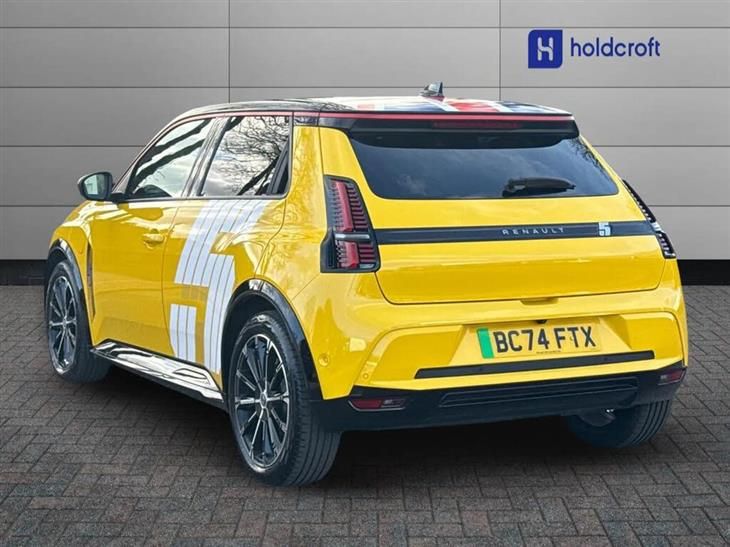 Used Yellow Renault 5 E-Tech cars for sale - PistonHeads UK