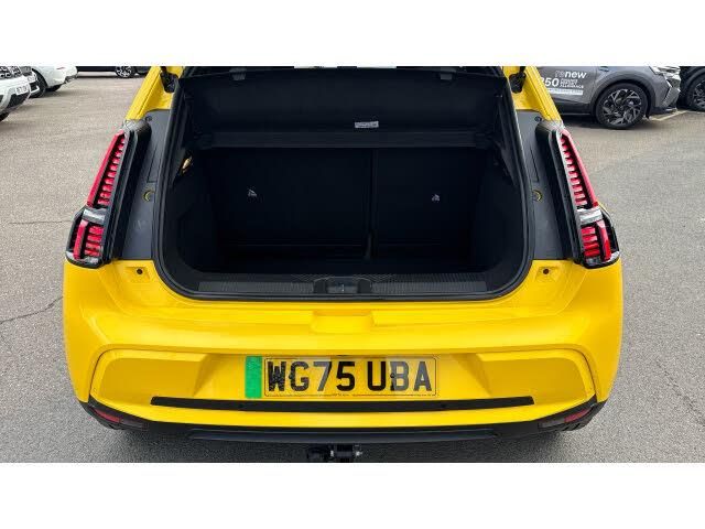 Renault 5 E-Tech Renault R5 E-Tech 110kW Techno Comfort Range 52kWh 5dr Auto Electric Hatchback — миниатюра 4