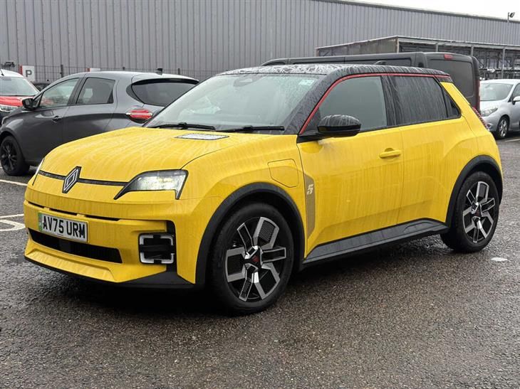 Renault 5 E-Tech Renault R5 E-Tech 110kW Techno Comfort Range 52kWh 5dr Auto — миниатюра 2