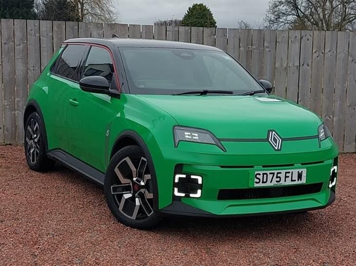 Renault 5 E-Tech Renault R5 E-Tech 90kW Techno Urban Range 40kWh 5dr Auto — миниатюра 1