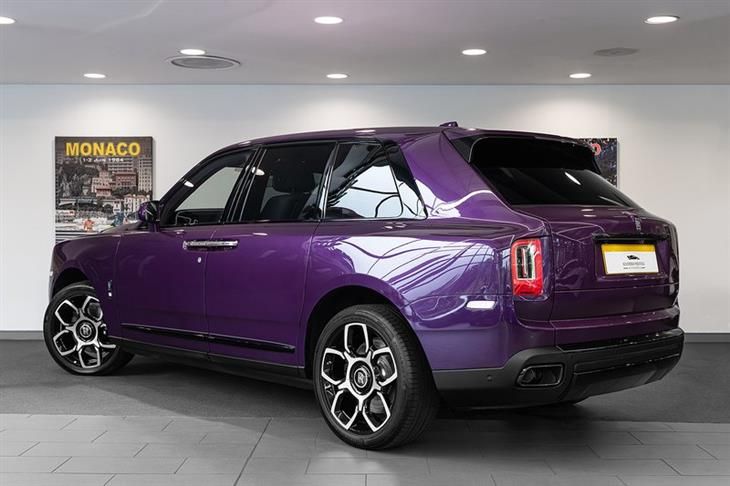 Rolls-Royce Cullinan 6.75 V12 Black Badge SUV 5dr Petrol Auto 4WD Euro 6 (600 ps) — миниатюра 2