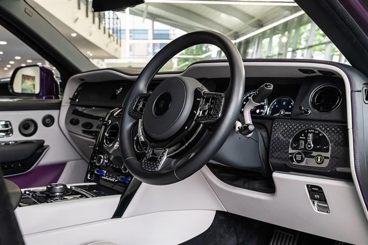 Rolls-Royce Cullinan 6.75 V12 Black Badge SUV 5dr Petrol Auto 4WD Euro 6 (600 ps) — миниатюра 3