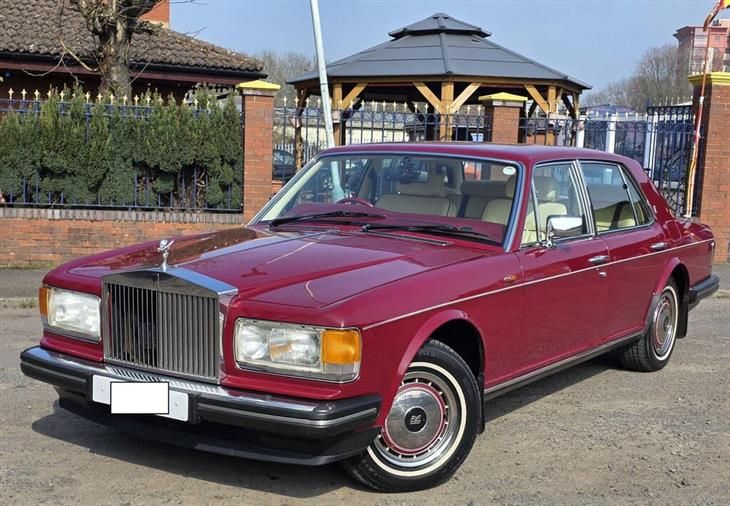 Rolls-Royce Silver Spirit