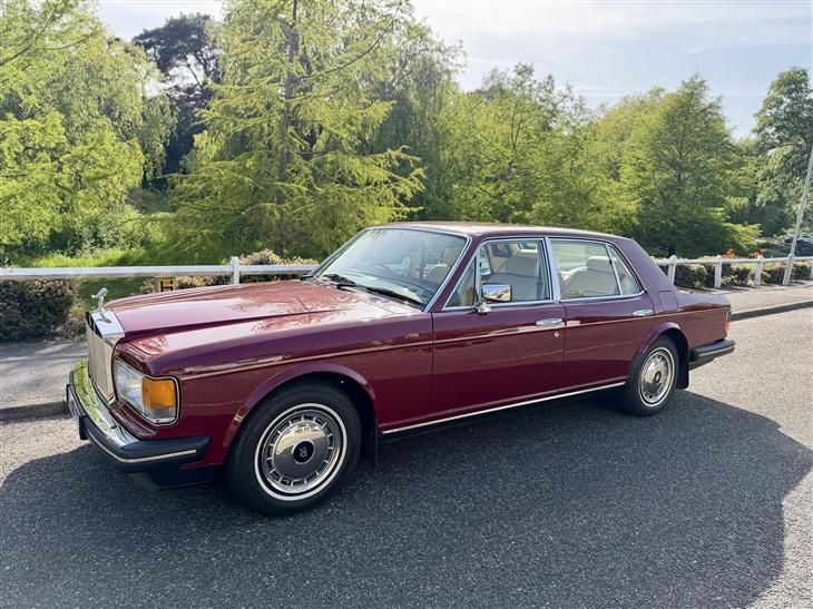 Rolls-Royce Silver Spirit