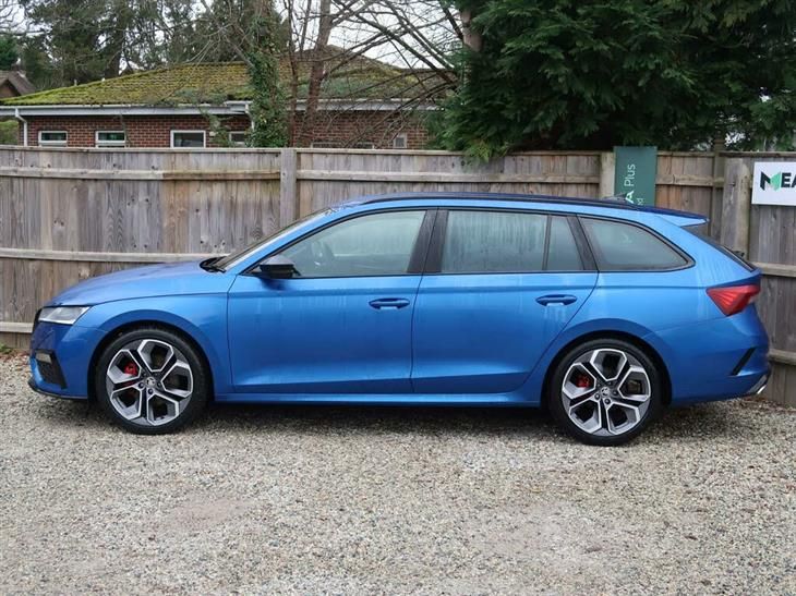 2023 ŠKODA Octavia 2.0 TDI vRS Estate 5dr DSG TDI Euro 6 £28,990 5,573  miles Blue