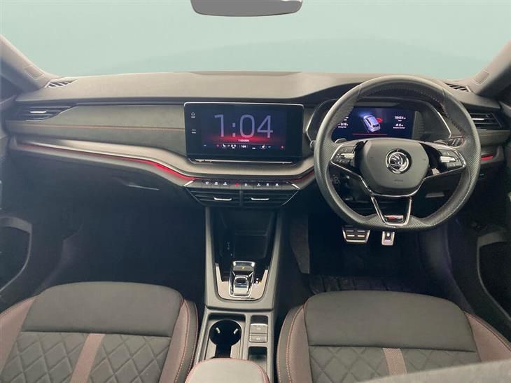 Skoda Octavia vRS Skoda Octavia 2.0 TSI vRS Estate 5dr Petrol DSG Euro 6 (s/s) (245 ps) — миниатюра 4