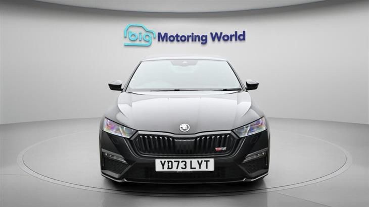 Skoda Octavia vRS Skoda Octavia 2.0 TSI vRS Hatchback 5dr Petrol Manual Euro 6 (s/s) (245 ps) — миниатюра 3