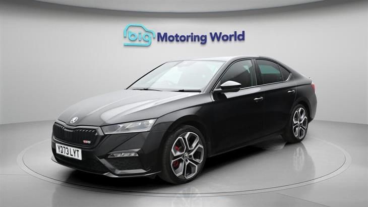 Skoda Octavia vRS Skoda Octavia 2.0 TSI vRS Hatchback 5dr Petrol Manual Euro 6 (s/s) (245 ps) — миниатюра 4