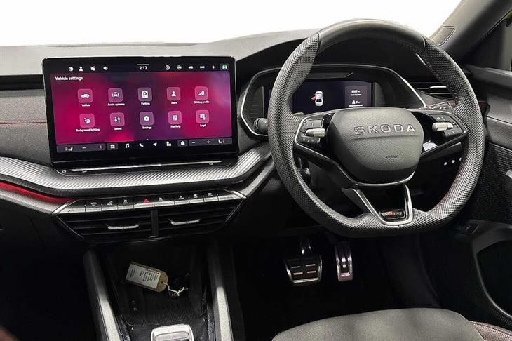 Skoda Octavia vRS Skoda Octavia Hatch vRS 2.0 TSI 265 PS DSG — миниатюра 2