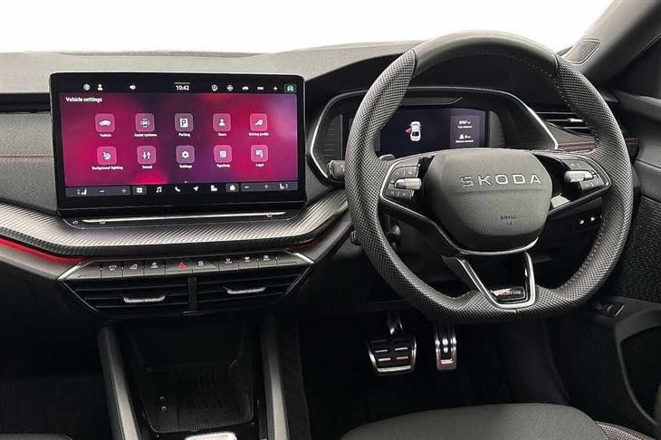 Skoda Octavia vRS Skoda Octavia Hatch vRS 2.0 TSI 265 PS DSG — миниатюра 2