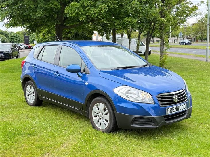 Suzuki S-Cross