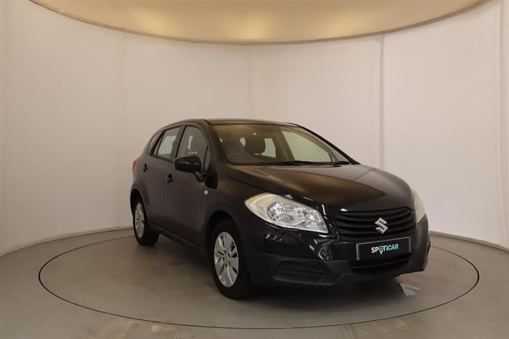 Suzuki S-Cross