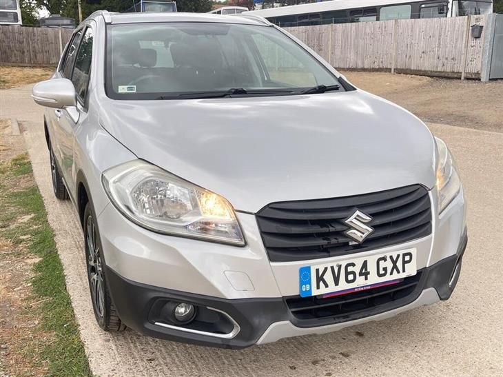 Suzuki S-Cross
