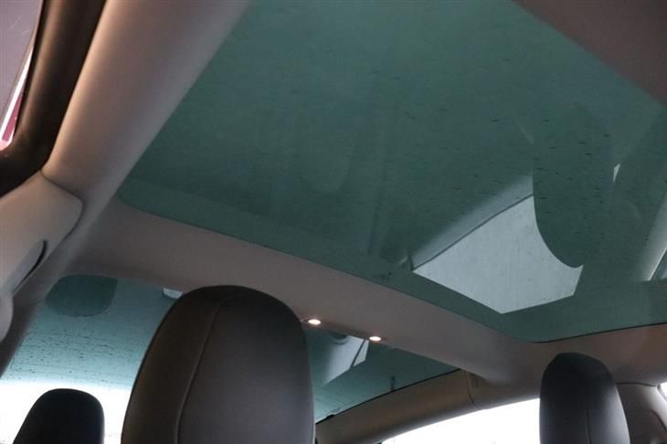 Tesla Model 3 TESLA Model 3 (Dual Motor) Long Range Saloon 4dr Auto 4WDE (PAN ROOF) 2021 — миниатюра 3