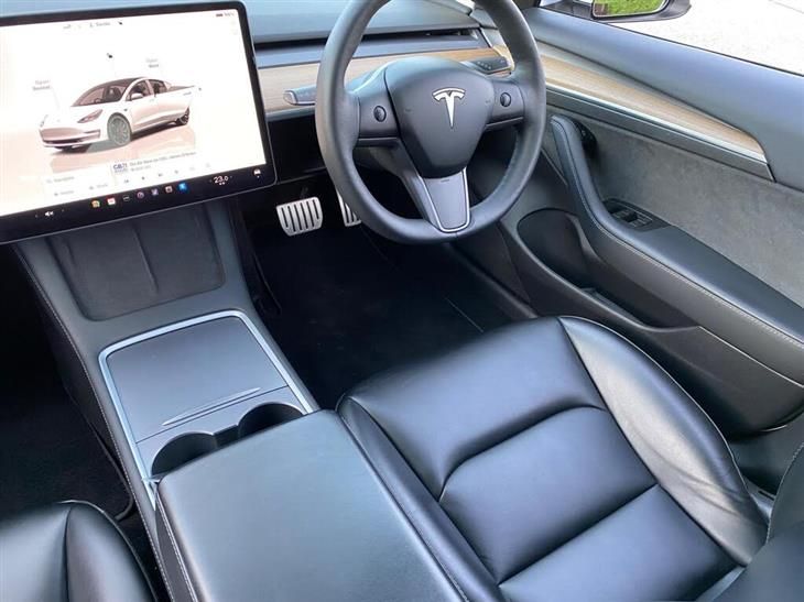 Tesla Model 3 Tesla Model 3 (Dual Motor) Performance Auto 4WDE 4dr (Performance Upgrade) — миниатюра 2