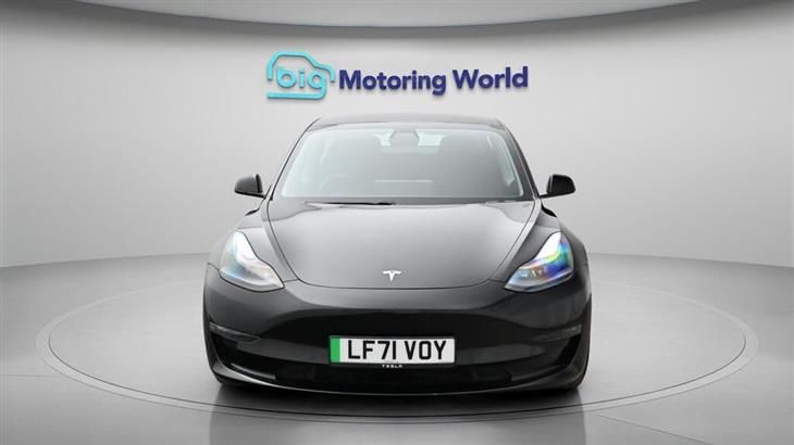 Tesla Model 3 Tesla Model 3 (Dual Motor) Performance Saloon 4dr Electric Auto 4WDE (Performance Upgrade) (449 bhp) — миниатюра 3