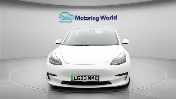 Tesla Model 3 Tesla Model 3 (Dual Motor) Performance Saloon 4dr Electric Auto 4WDE (Performance Upgrade) (449 bhp) — миниатюра 3