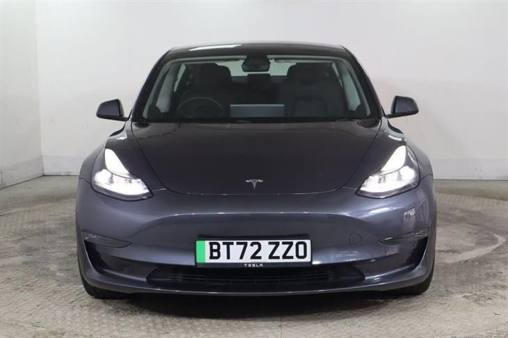 Tesla Model 3 Tesla Model 3 (Dual Motor) Performance Saloon 4dr Electric Auto 4WDE (Performance Upgrade) (449 bhp) — миниатюра 3