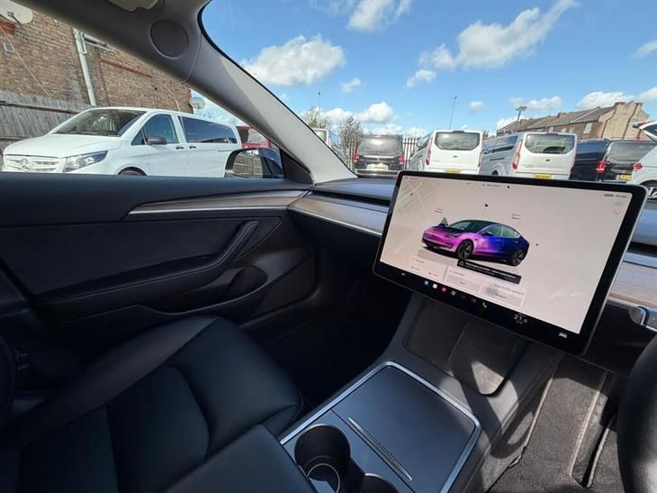 Tesla Model 3 Tesla Model 3 Auto RWD 4dr — миниатюра 4