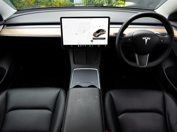 Tesla Model 3 Tesla Model 3 Long Range AWD 4dr Auto — миниатюра 3